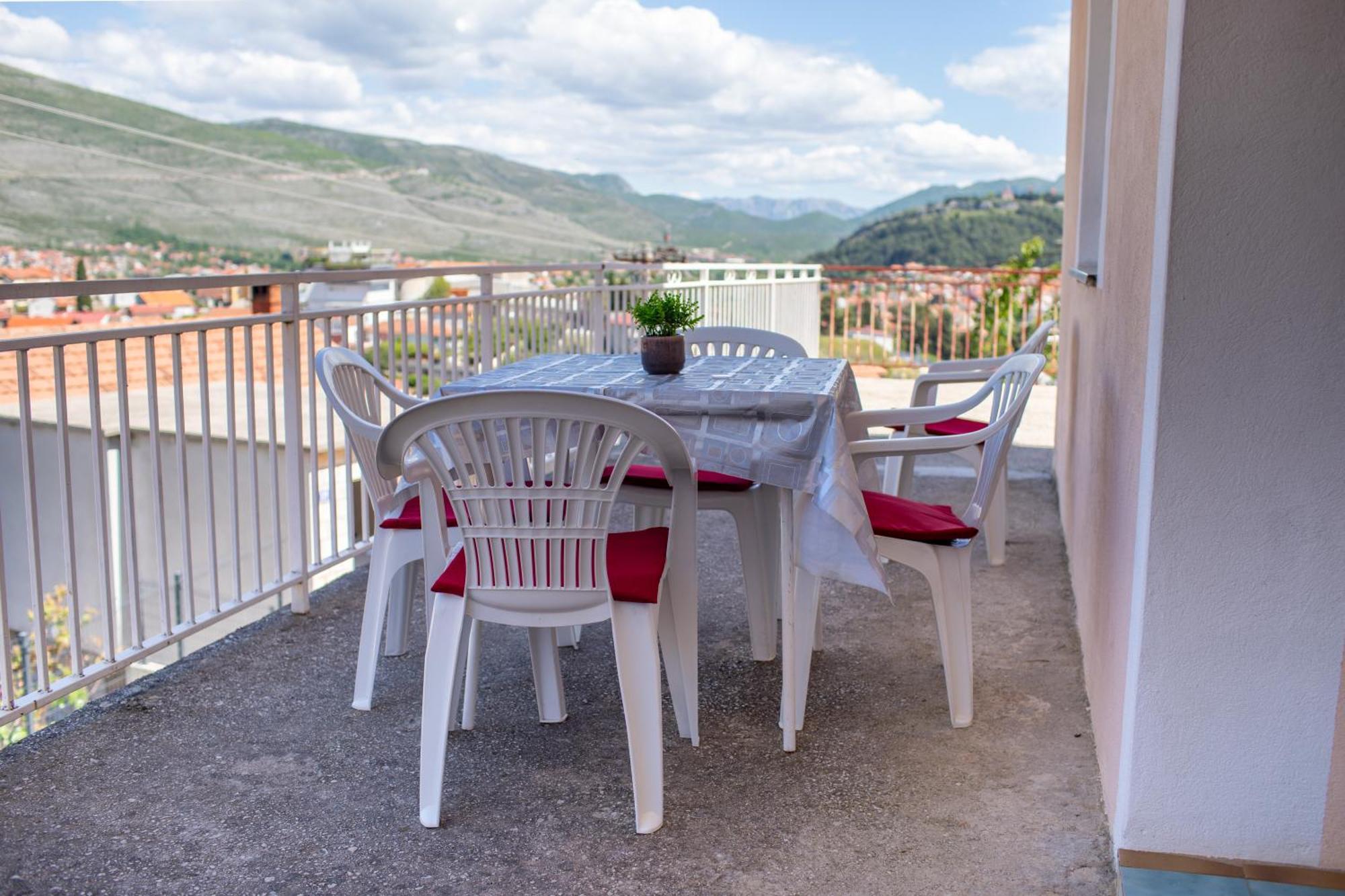 Relax Trebinje Appartement Buitenkant foto